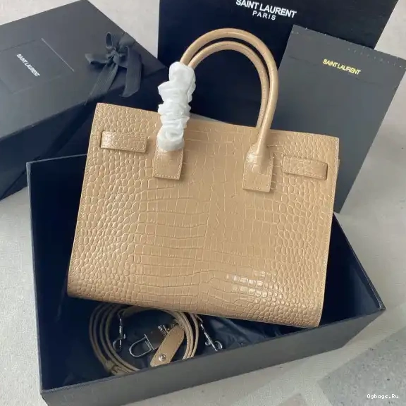 JOUR DE YSL SAC BABY 0508